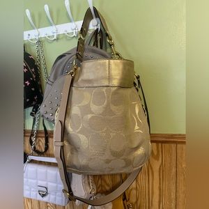 🐎💋COACH ZOE 💋🐎 METALLIC GOLD LARGE BAG